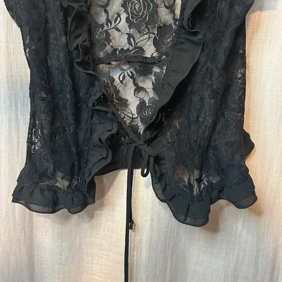 VINTAGE BLACK LACE SHEER TIE-UP BLOUSE - Picture 3 of 4